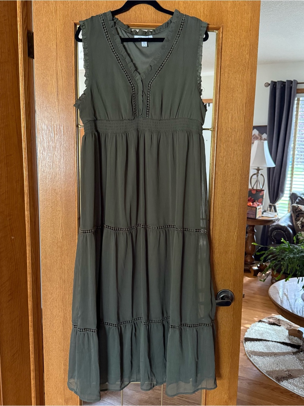 Sleeveless Olive Green Maxi Dress with V-Neck Trim
